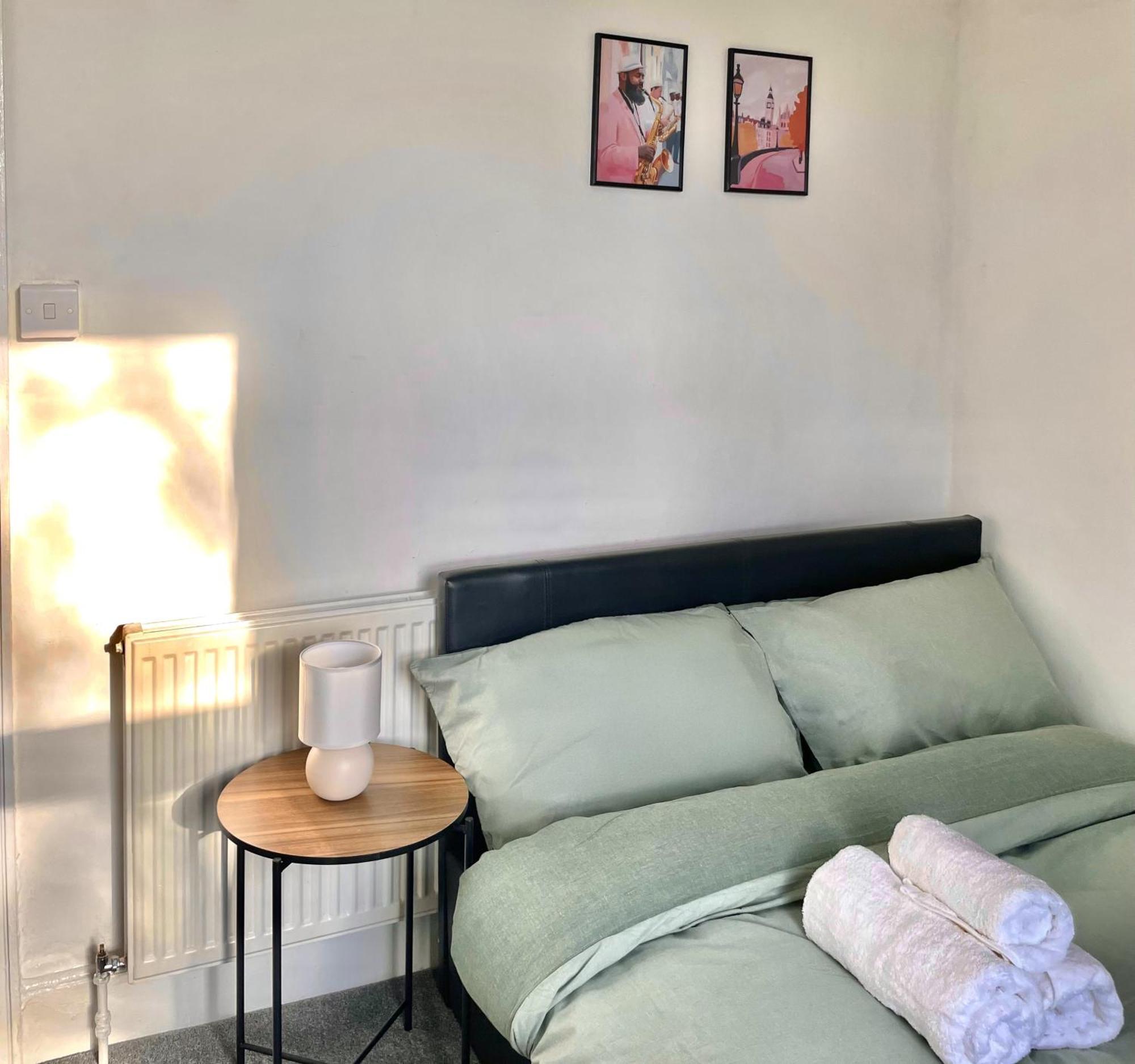Cosy Double Rooms A Stones Throw From Wembley Stadium London Phòng bức ảnh